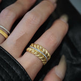 18k Yellow Gold Diamond Leaf Ring