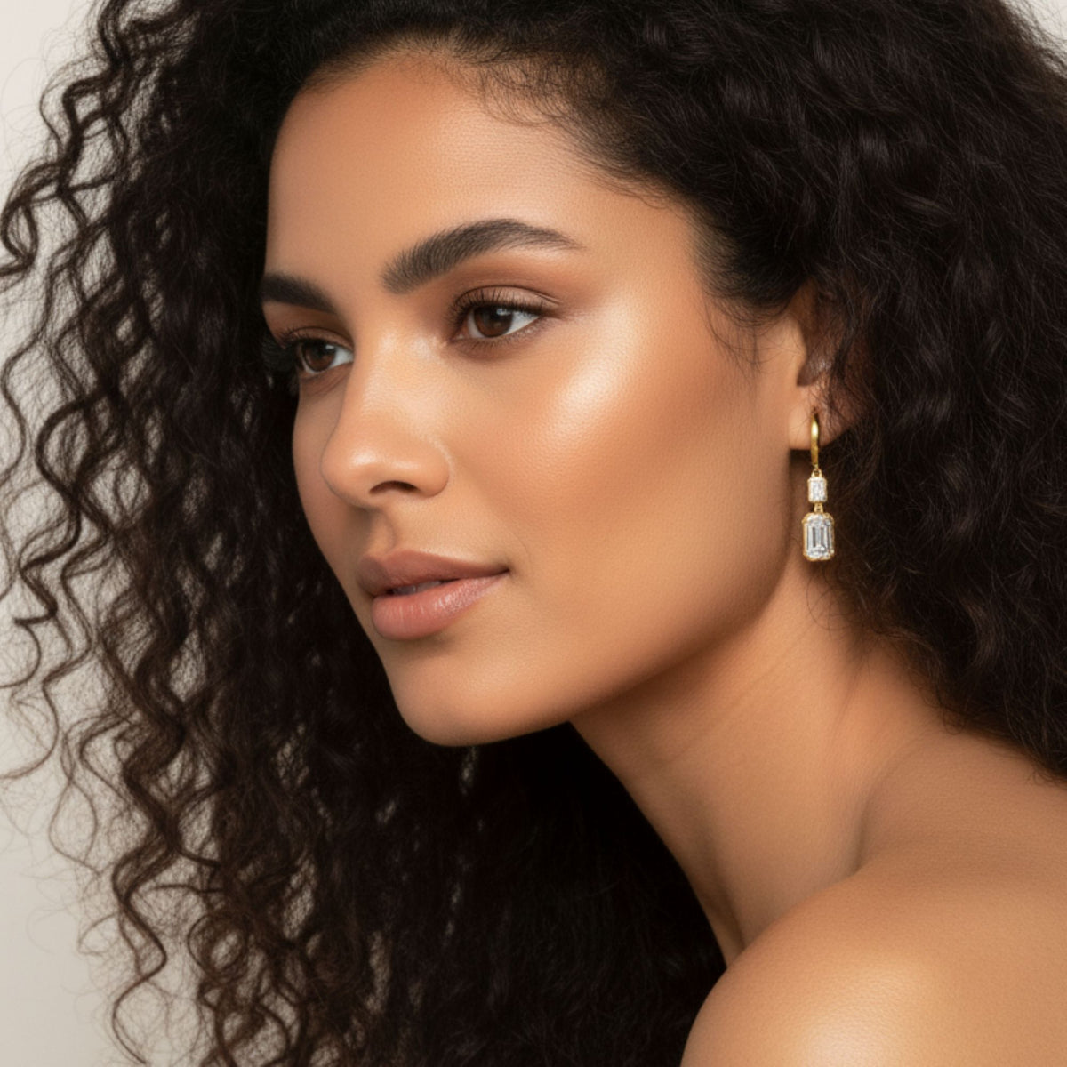 L0177E-EM-3 supplied earring product photograph